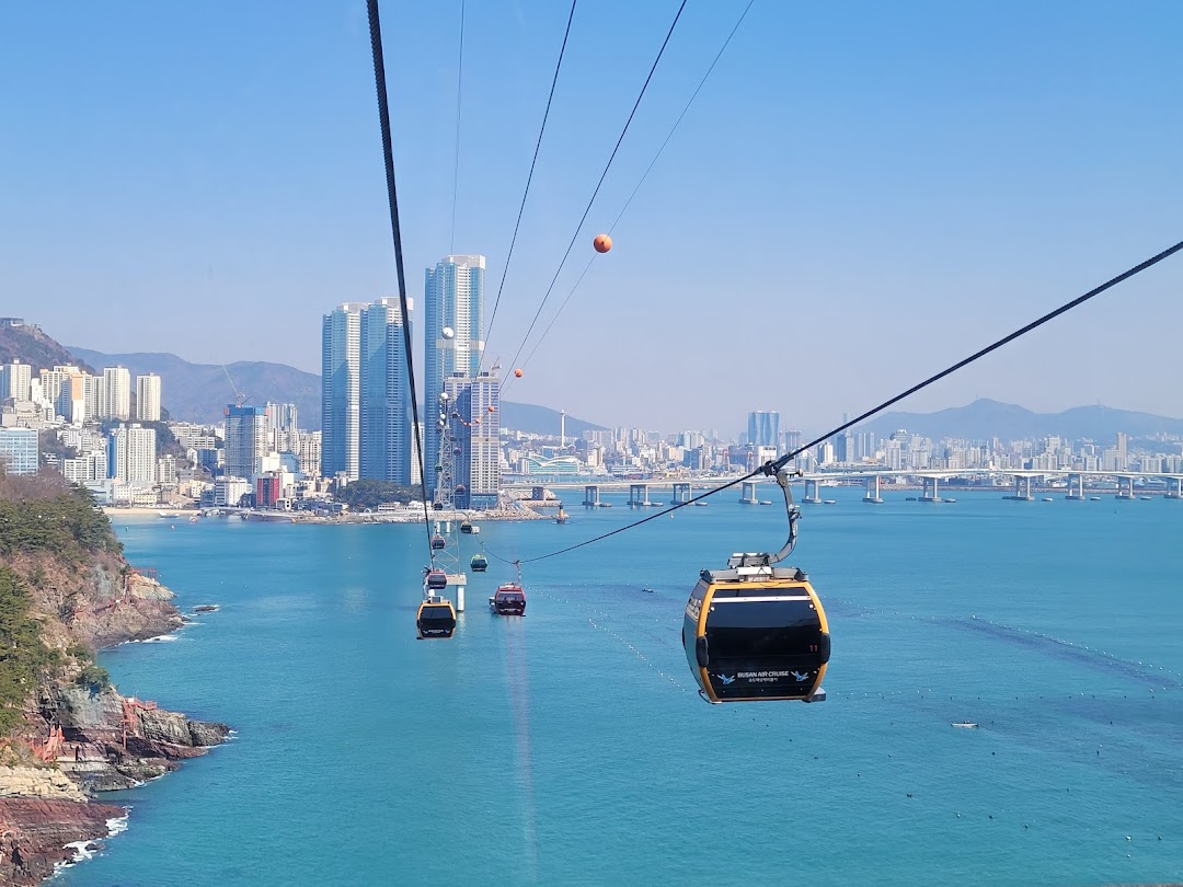 Songdo Skywalk & Cable Car
